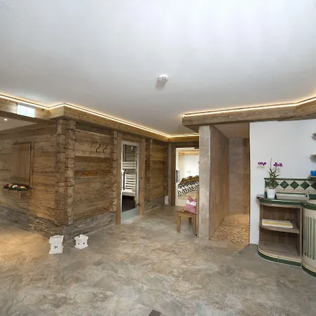 Jaegerhaus Szálloda 3*