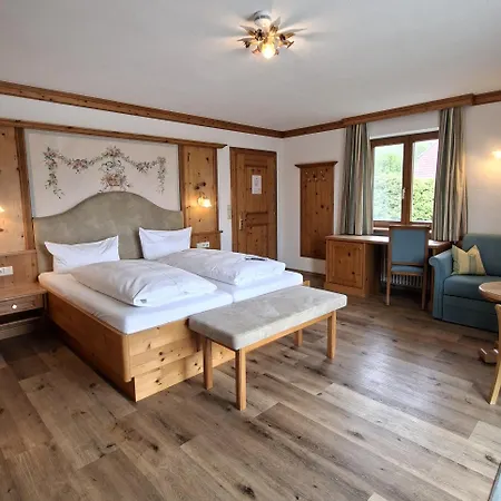 Jaegerhaus Hotel